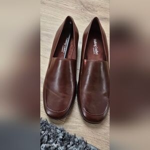 Walking Cradles Woman's Dark Brown Leather Slip-On Loafers 9W